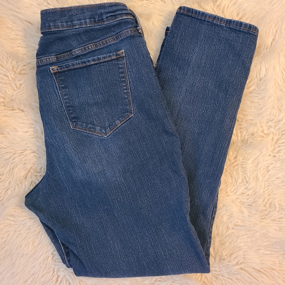 Old Navy Original Mid-Rise Jeans Womens Tapered Dark Wash